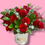 Box con 24 rosas rojas